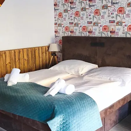 Hotel Plzen מלון פלזן